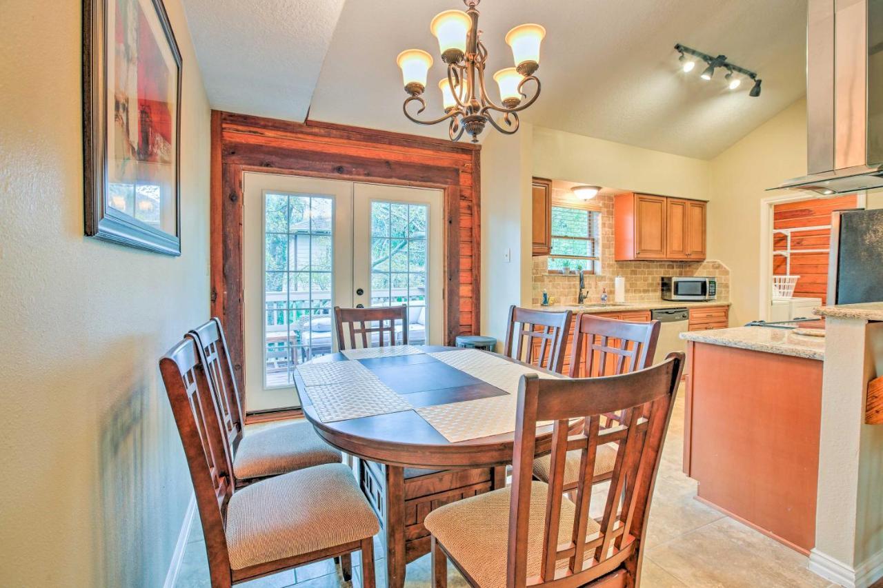 Spacious Kemah Clear Lake Home With Porch And Fire Pit Kültér fotó